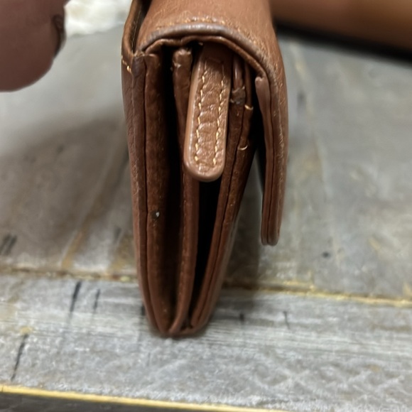 Michael Kors, jet set, slim, flap, pebble, leather wallet - Picture 13 of 15